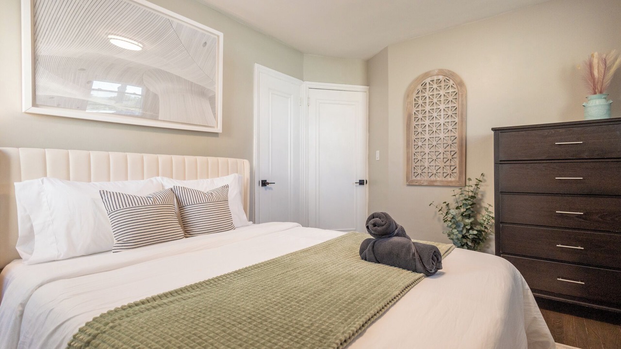 Photo of Bedroom in Hawthorne