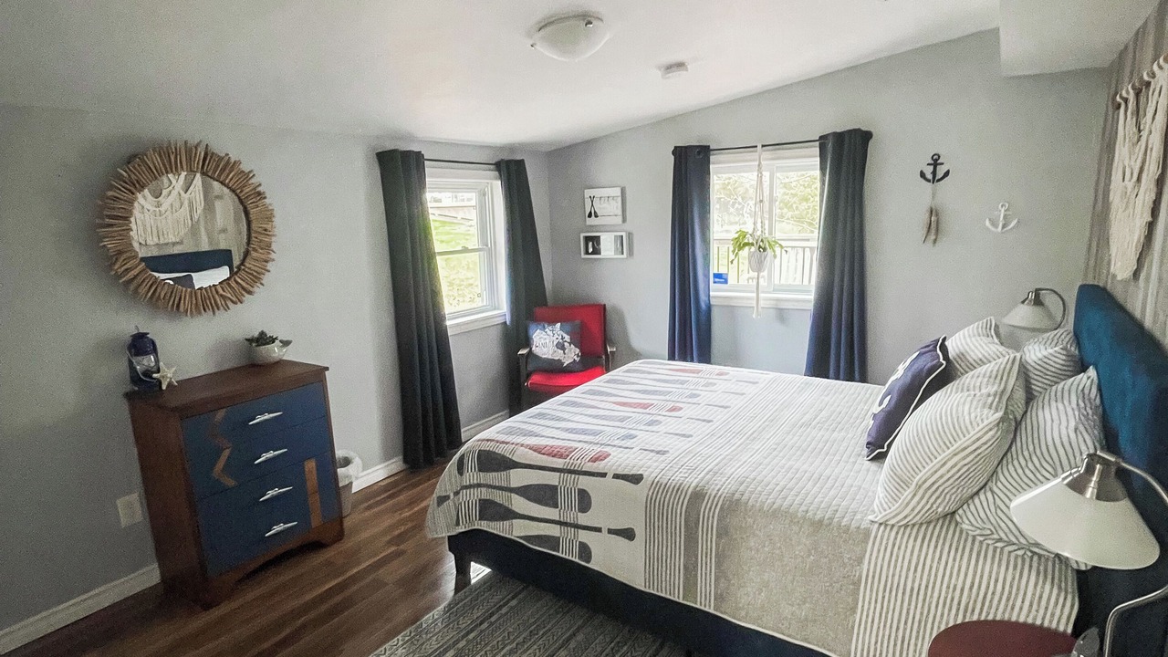 Photo of Bedroom in Greater Napanee