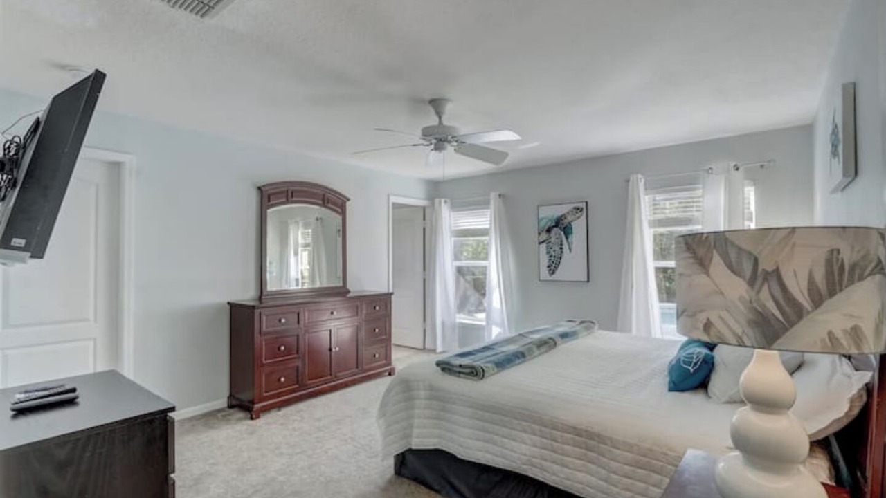 Photo of Bedroom in Sandy Ridge