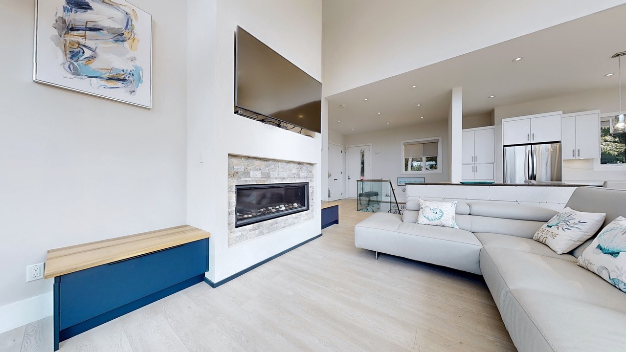 Photo of Livingroom in Tiny