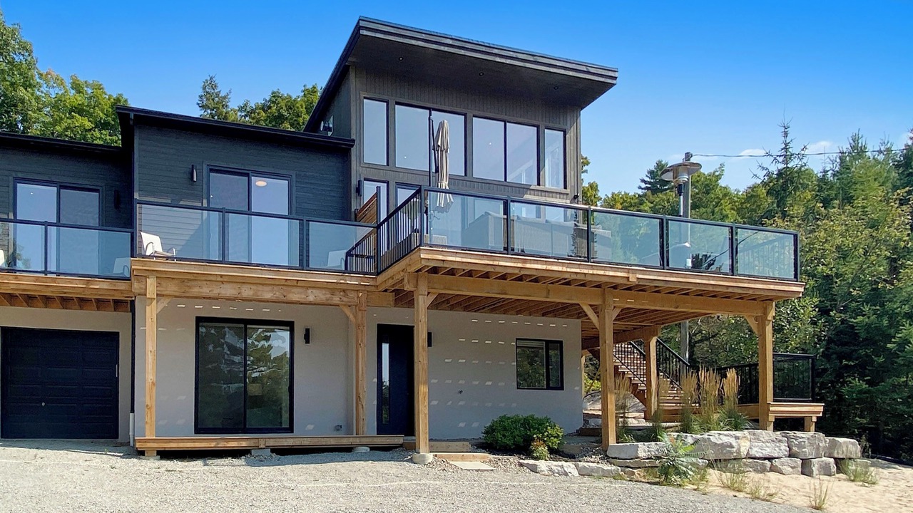 Photo of Outdoor in Tiny