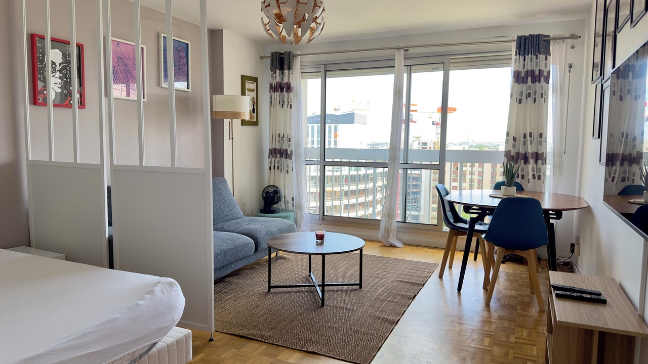 Photo of Bedroom in Puteaux