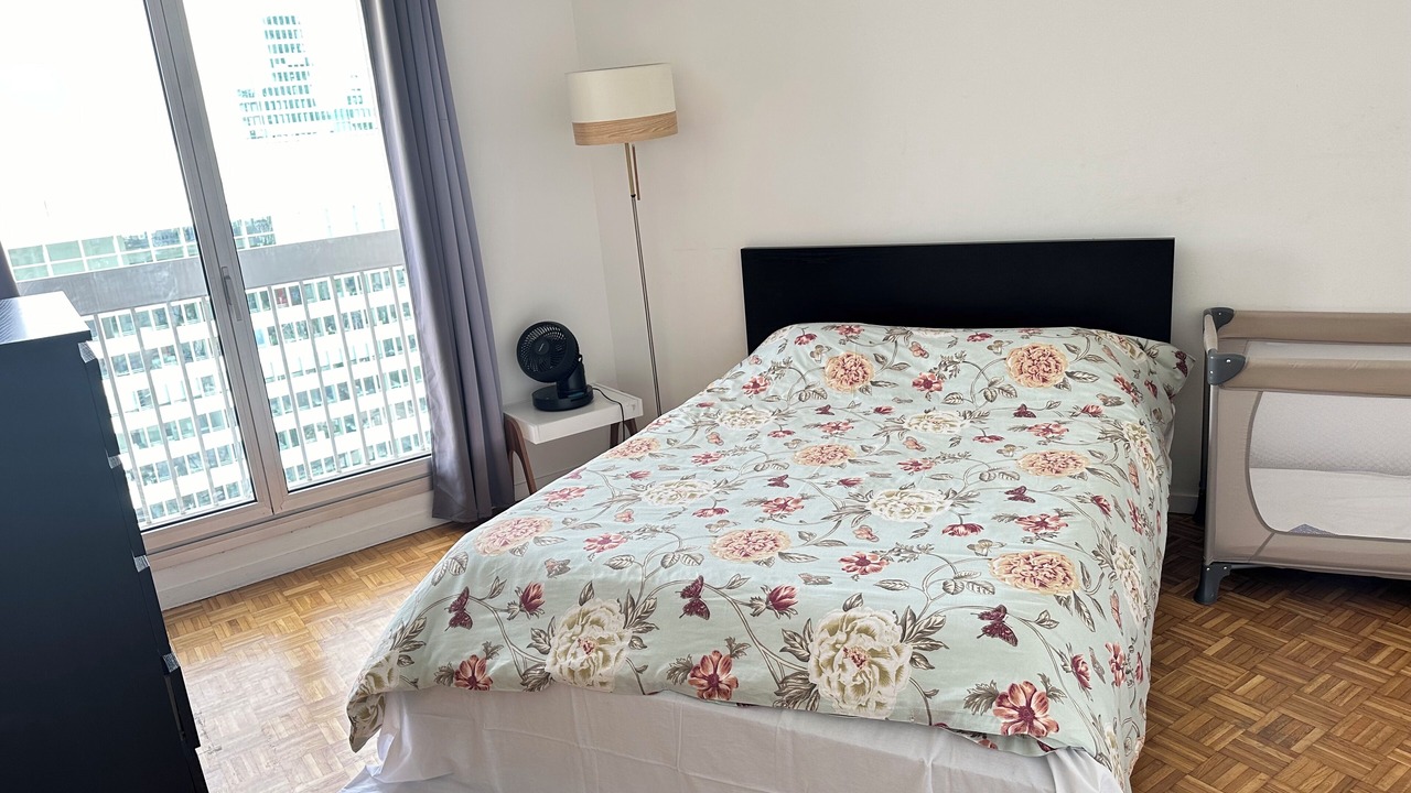Photo of Bedroom in Puteaux
