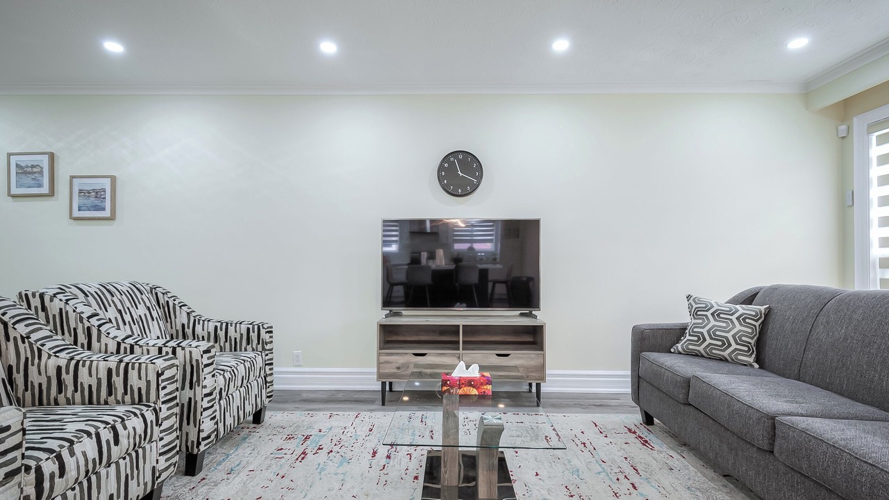 Photo of Livingroom in Woodbine Gardens
