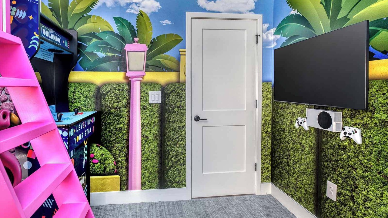 Photo of Bedroom in Florida Center
