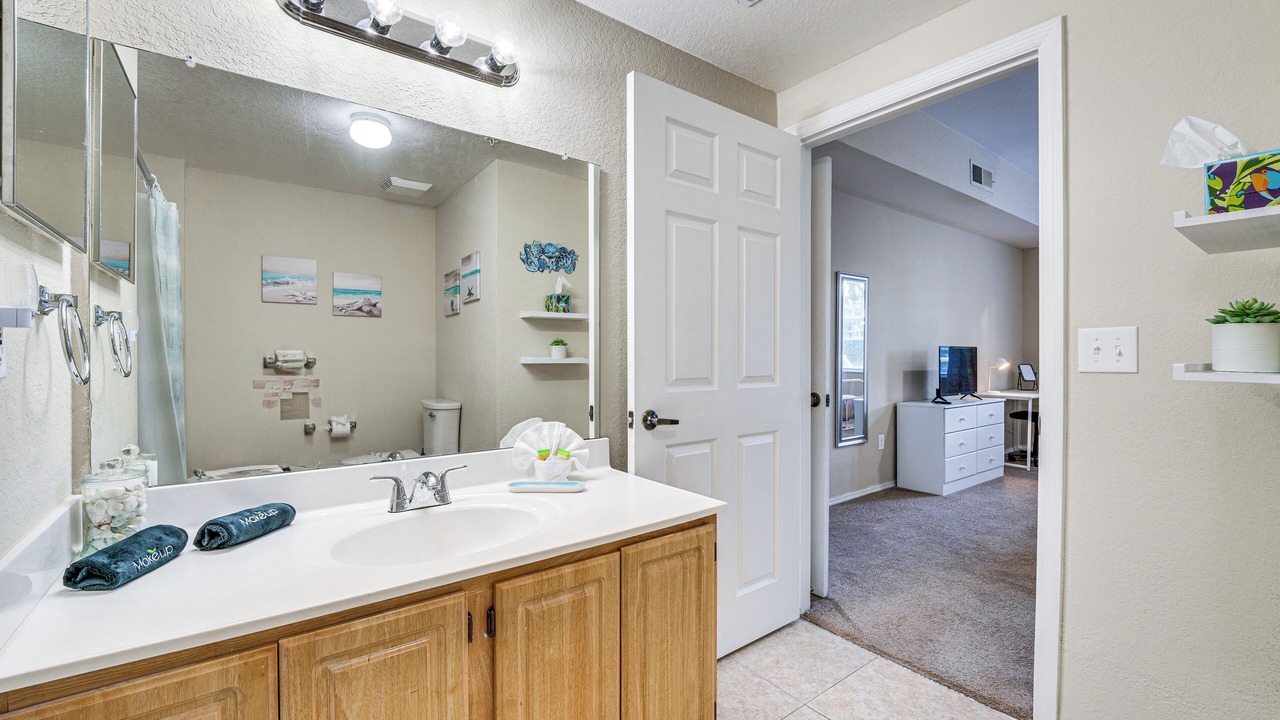 Photo of Bathroom in Venetian Bay Villages