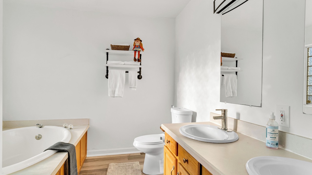 Photo of Bathroom in Grantville