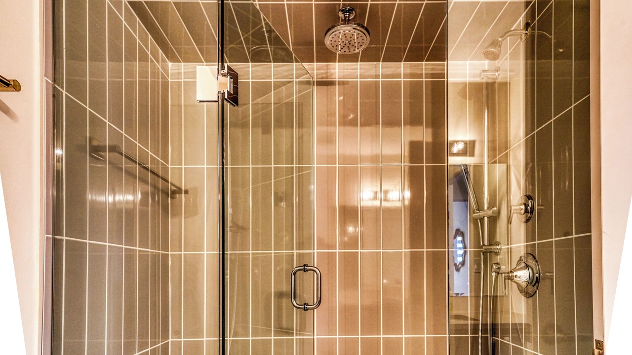 Photo of Bathroom in Carrying Place