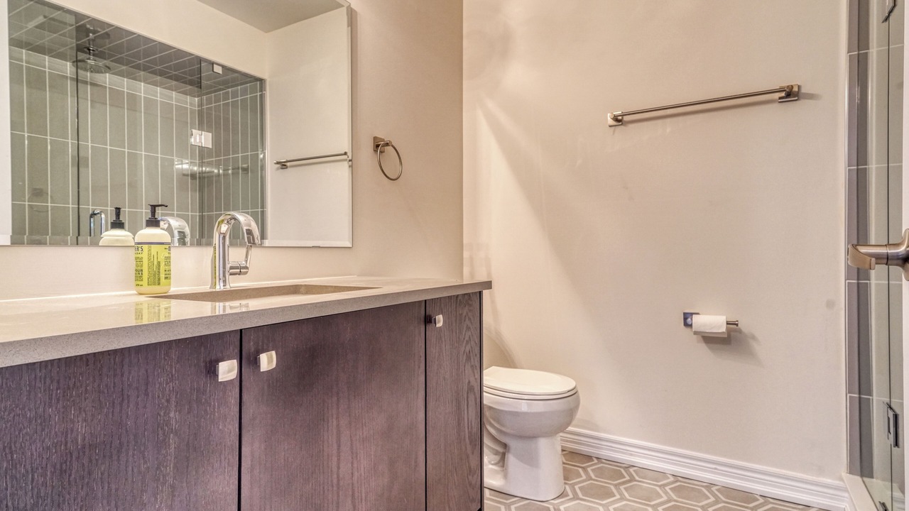 Photo of Bathroom in Carrying Place