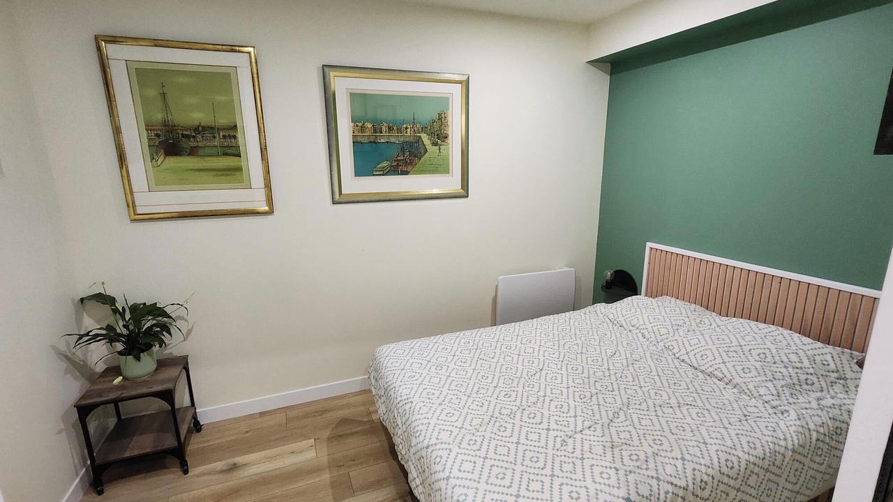 Photo of Bedroom in Gennevilliers