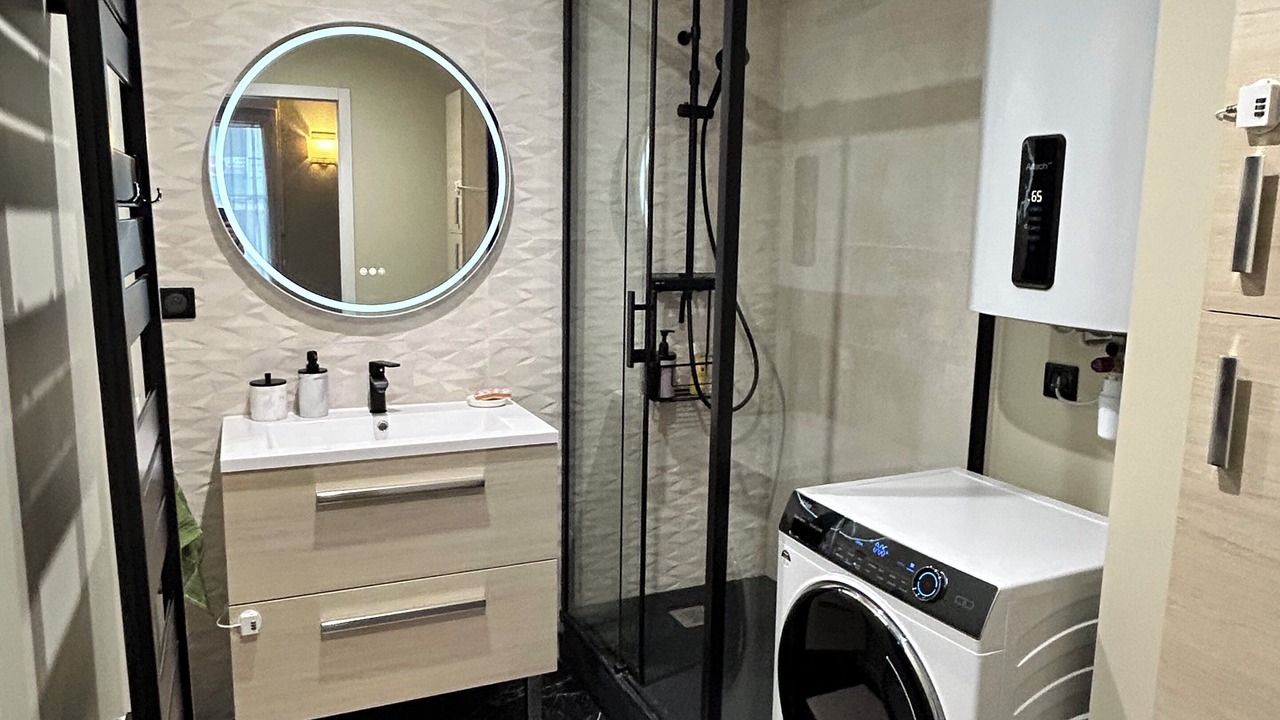 Photo of Bathroom in Noisy-le-Grand