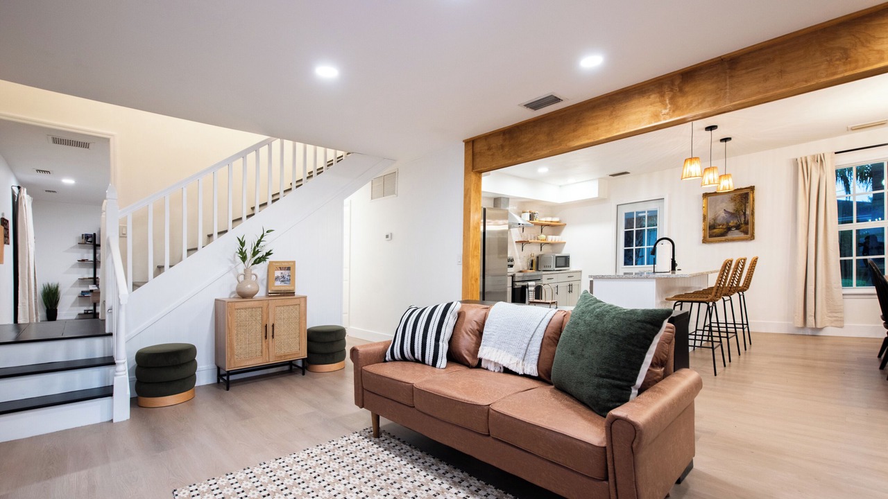 Photo of Livingroom in Florida Ridge