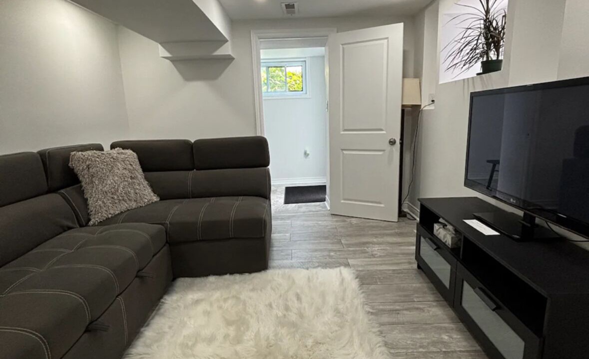 Photo of Livingroom in Oakwood Village