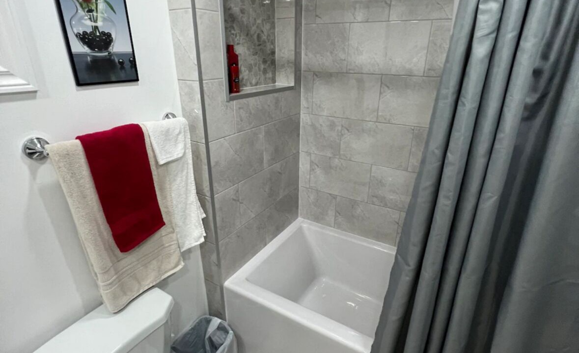 Photo of Bathroom in Oakwood Village