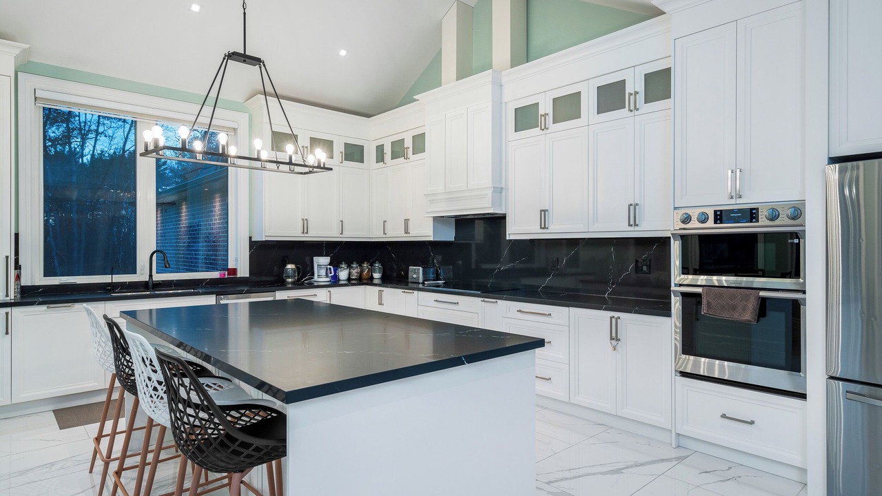 Photo of Kitchen in Bluewater Beach