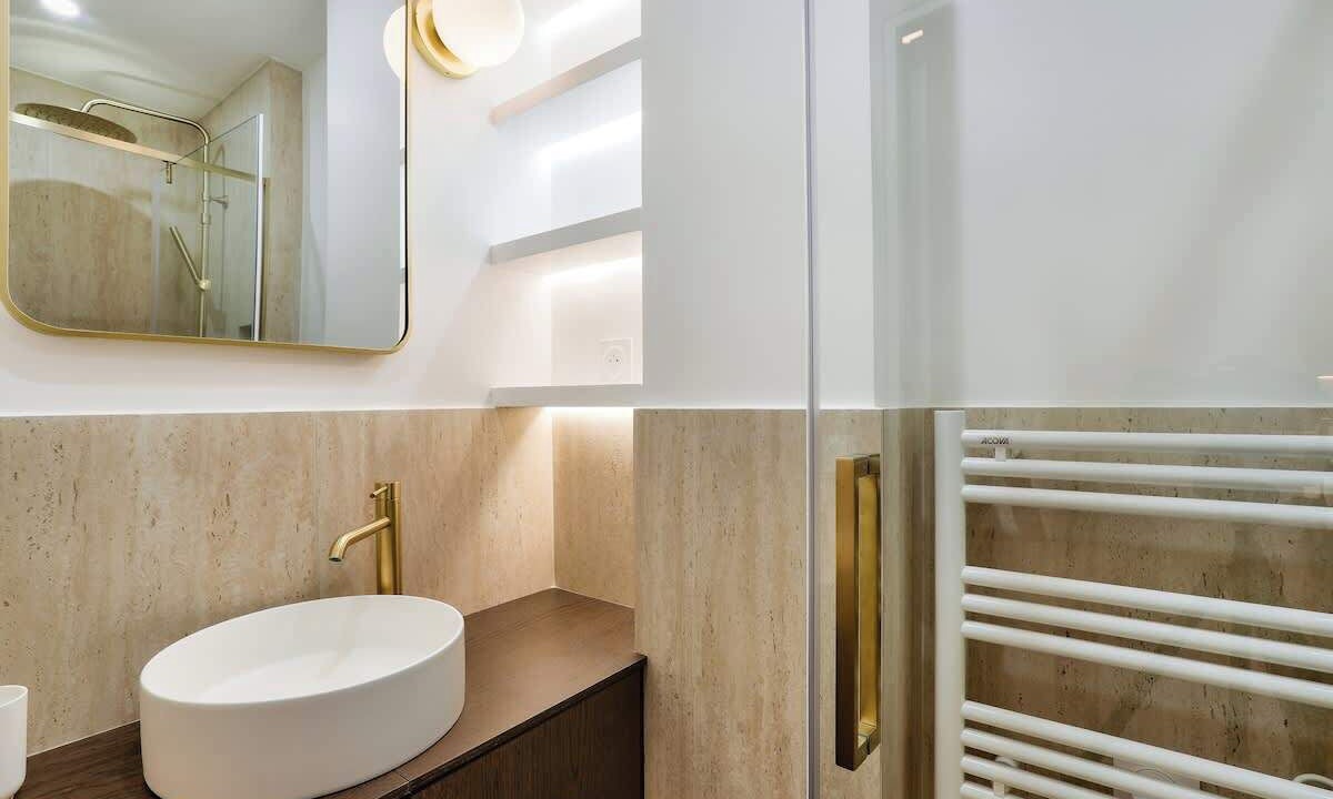 Photo of Bathroom in 14th Arrondissement