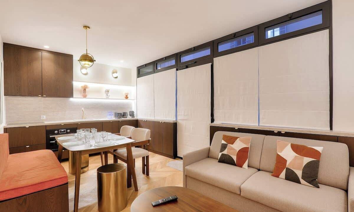Photo of Livingroom in 14th Arrondissement