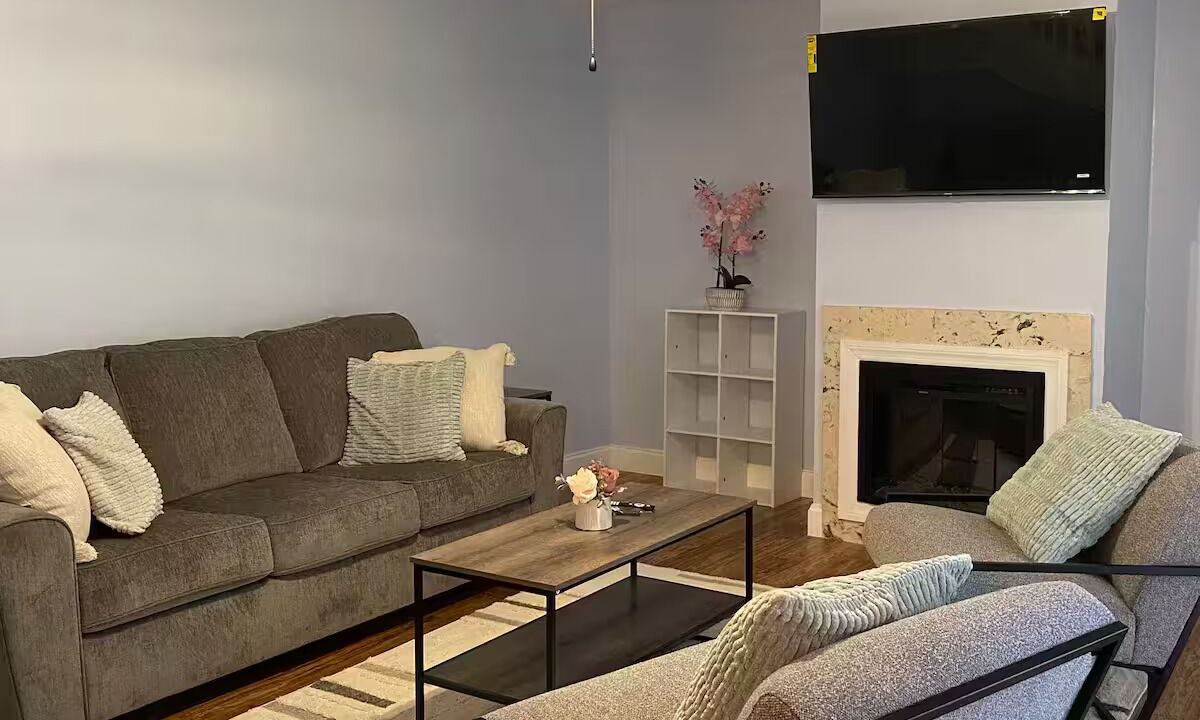 Photo of Livingroom in Brown