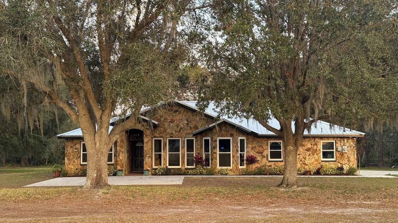 Photo of Others in Plant City