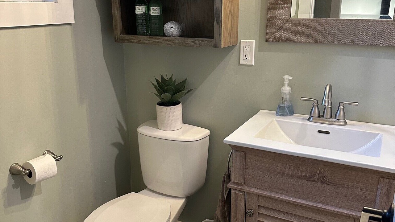 Photo of Bathroom in Alton