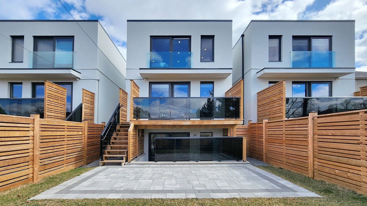 Photo of Outdoor in Etobicoke