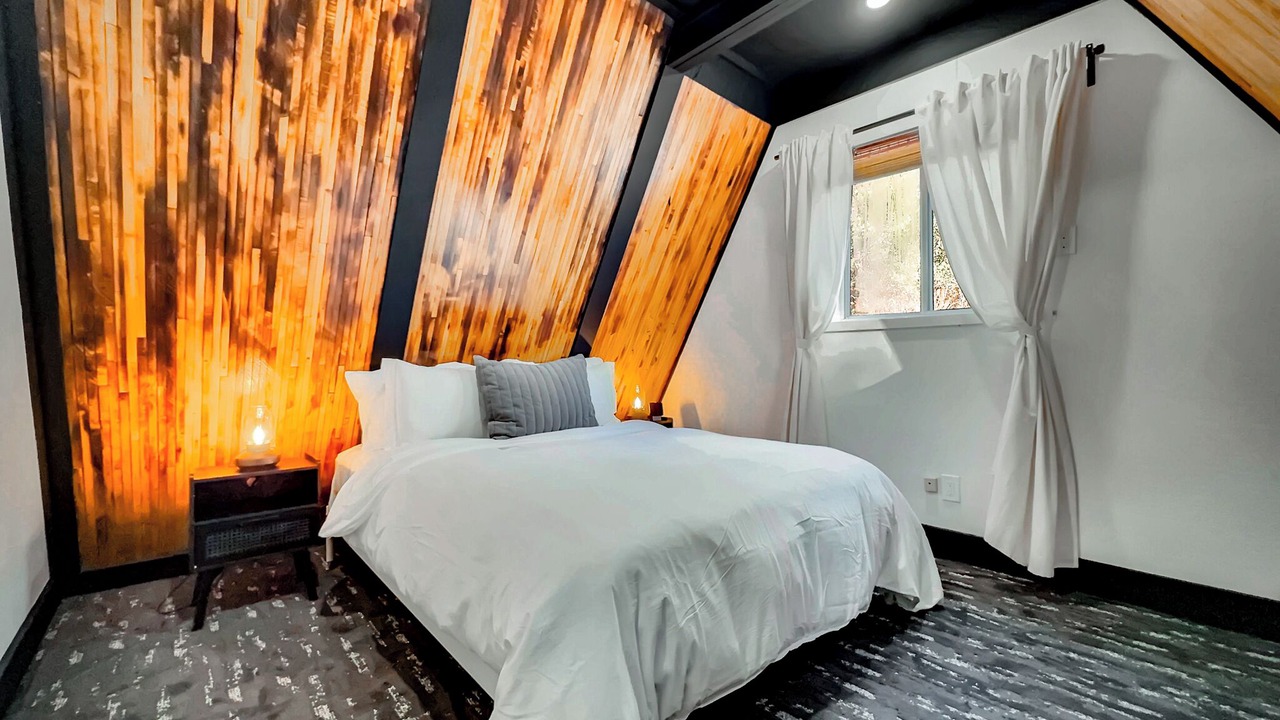 Photo of Bedroom in Strawberry