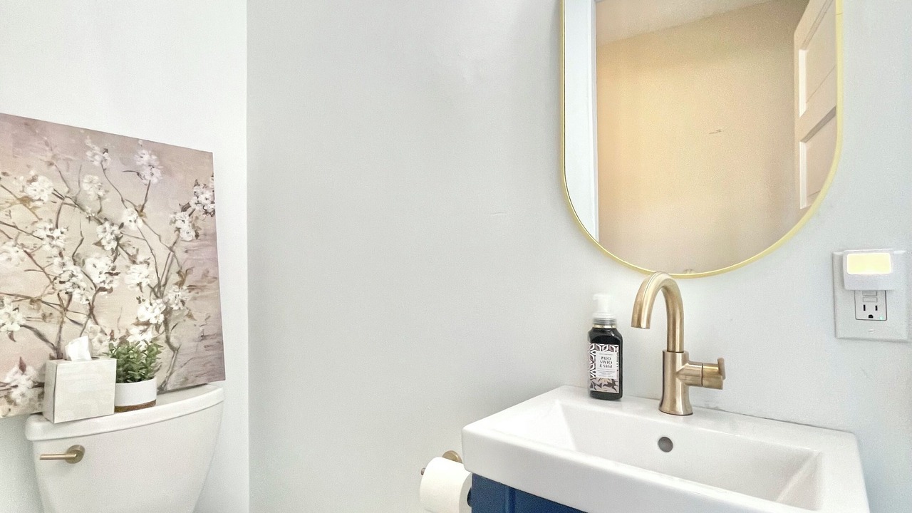 Photo of Bathroom in Forest Hills