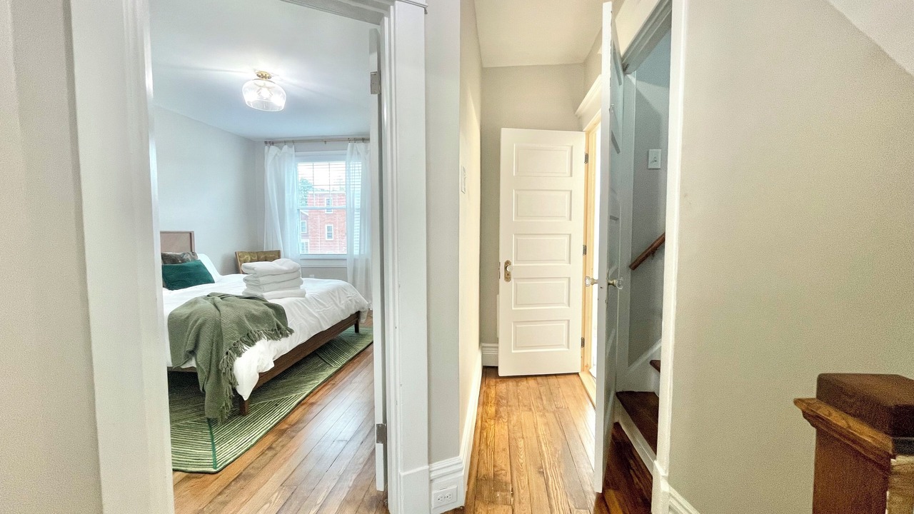 Photo of Bedroom in Forest Hills
