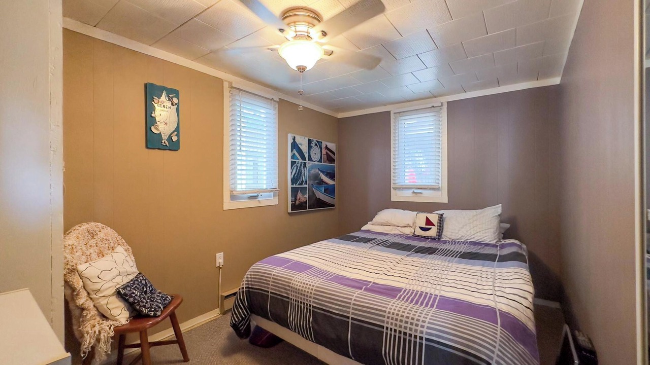 Photo of Bedroom in Grand Bend