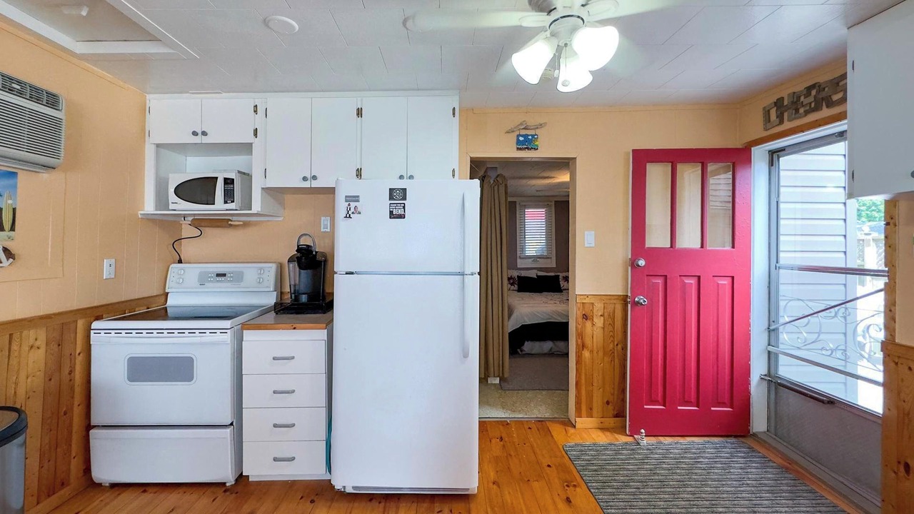 Photo of Kitchen in Grand Bend