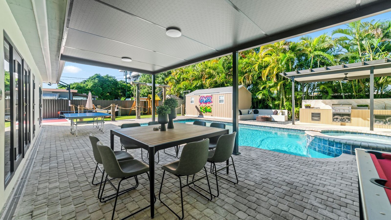 Photo of Outdoor in Hialeah