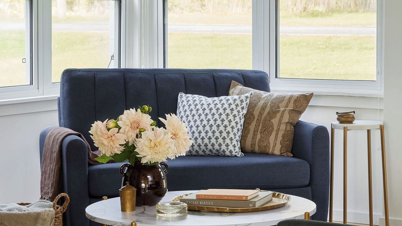 Photo of Livingroom in Waupoos