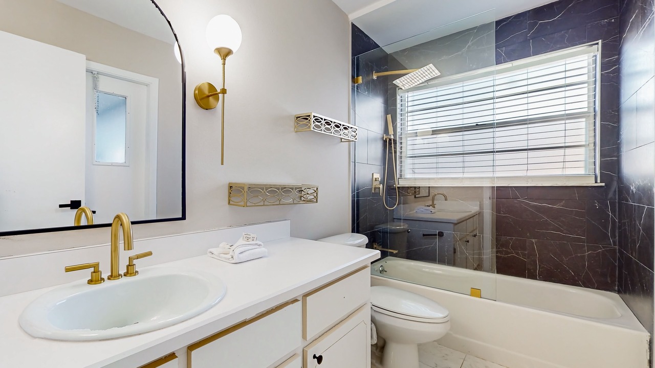 Photo of Bathroom in Indian Ridge