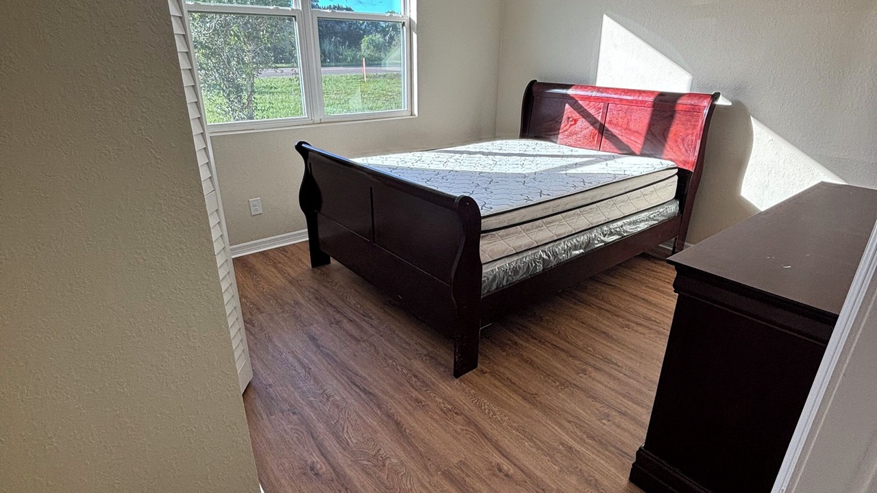Photo of Bedroom in Nalcrest