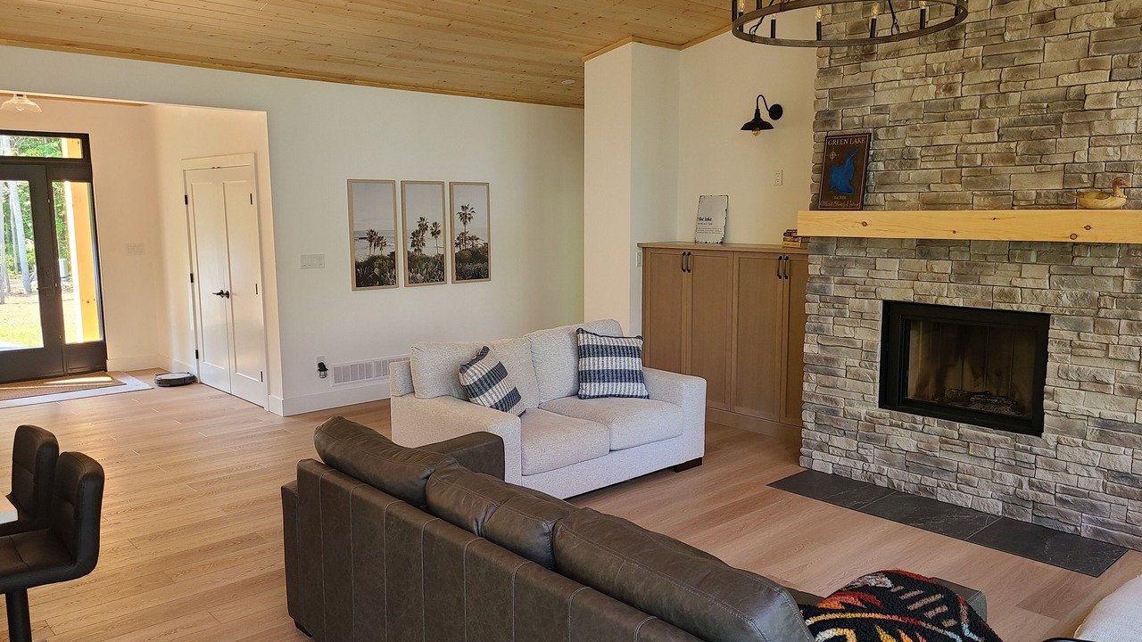 Photo of Livingroom in Madawaska Valley