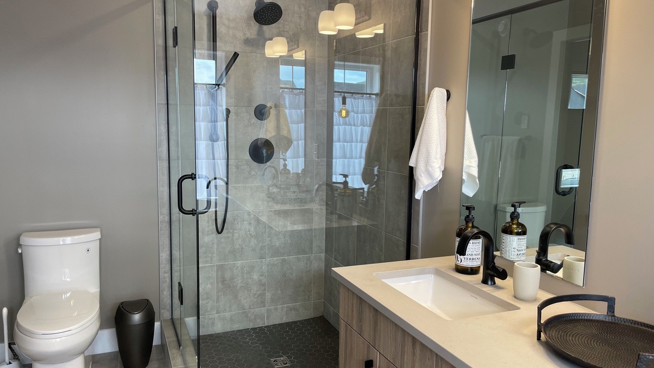 Photo of Bathroom in The Blue Mountains