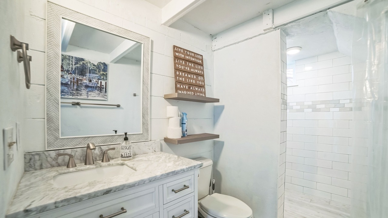 Photo of Bathroom in Haines City