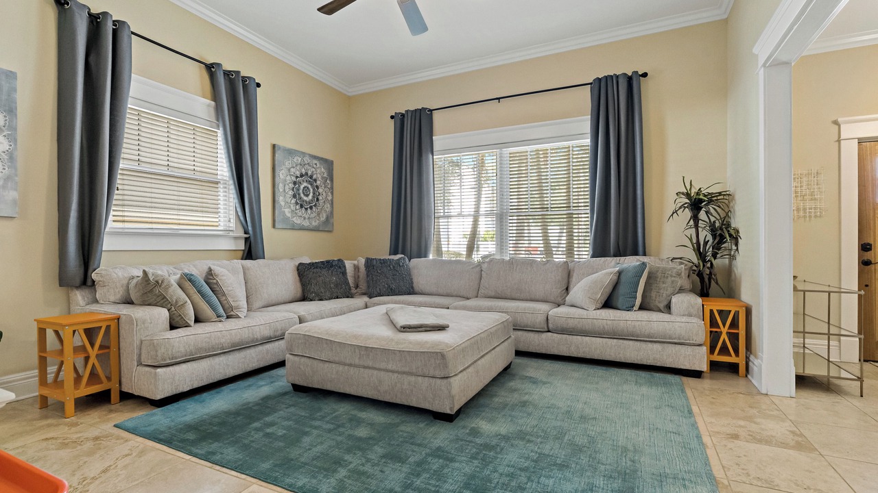 Photo of Livingroom in Hyde Park