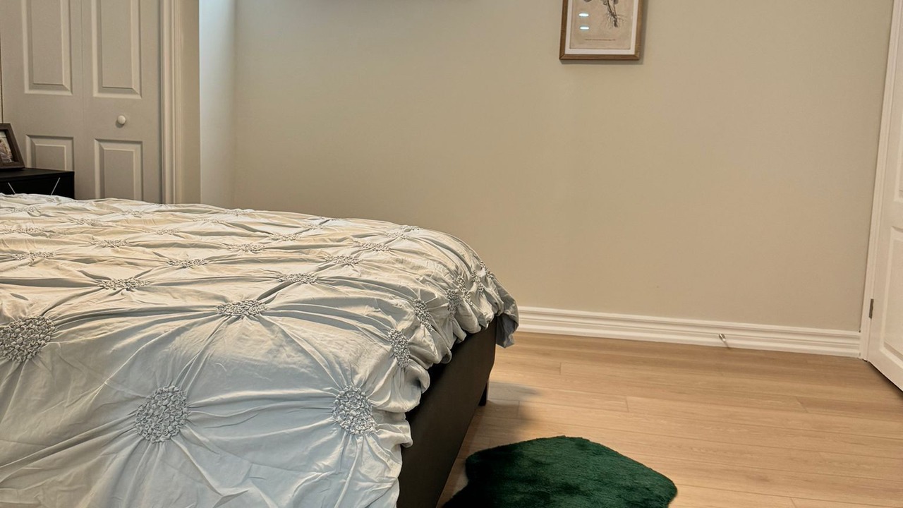Photo of Bedroom in Curran Hall