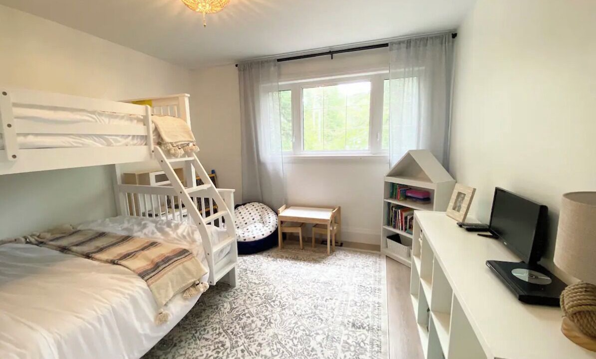 Photo of Bedroom in Wasaga Beach