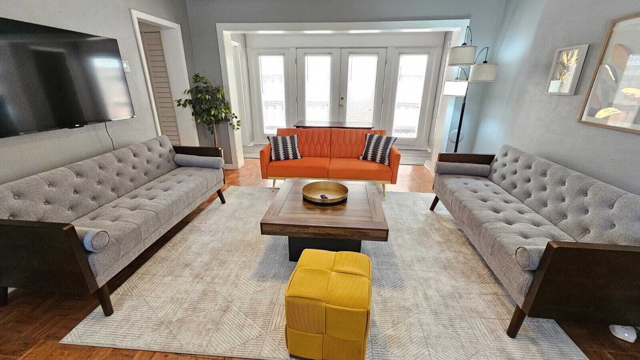 Photo of Livingroom in Colonialtown South