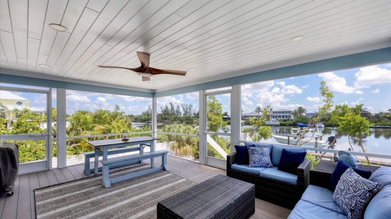 Photo of Patio Balcony in Palm Island
