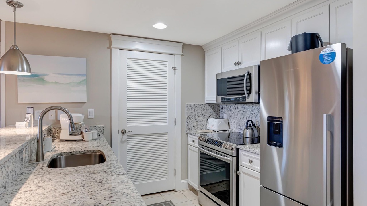 Photo of Kitchen in Baytowne Wharf