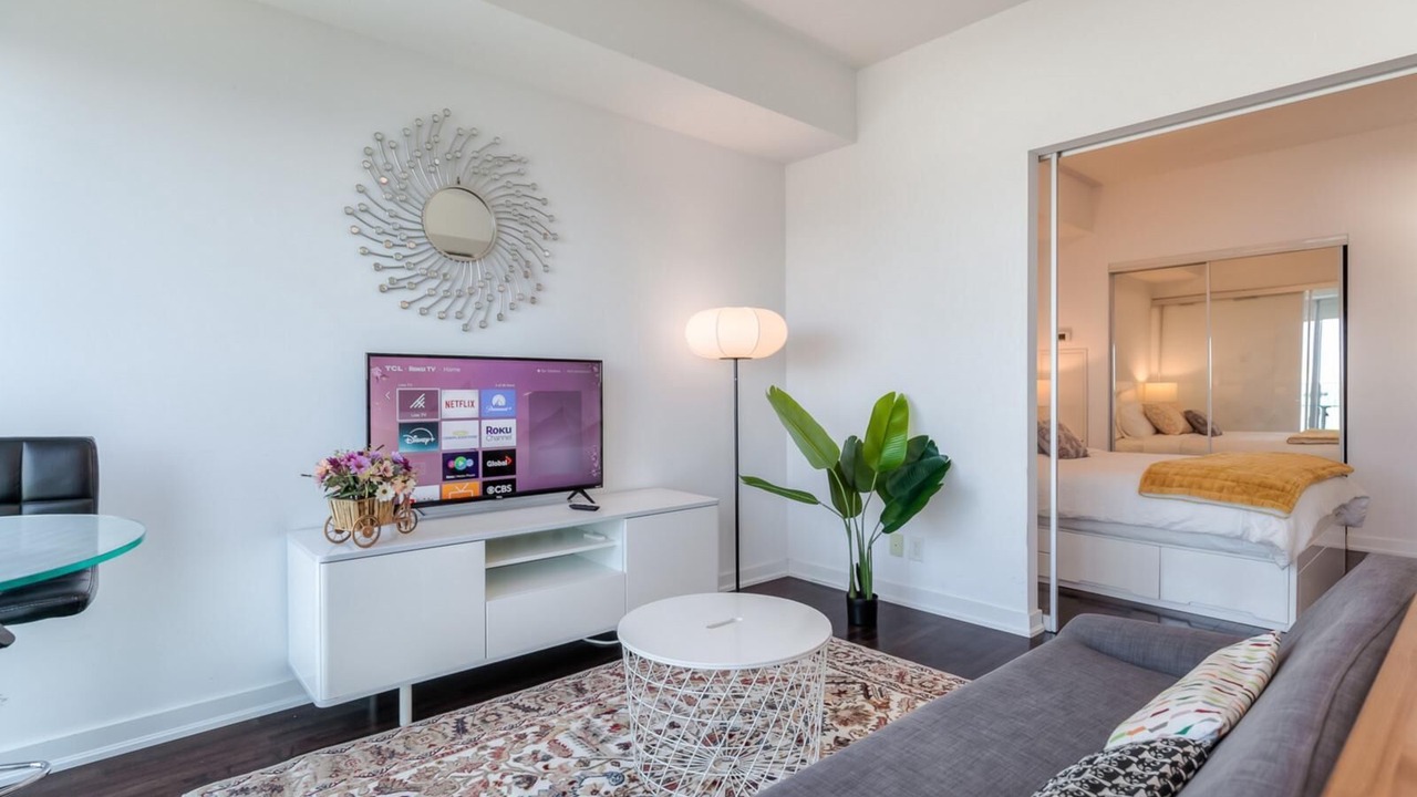 Photo of Livingroom in Toronto Entertainment District