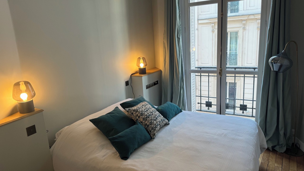 Photo of Bedroom in Sorbonne