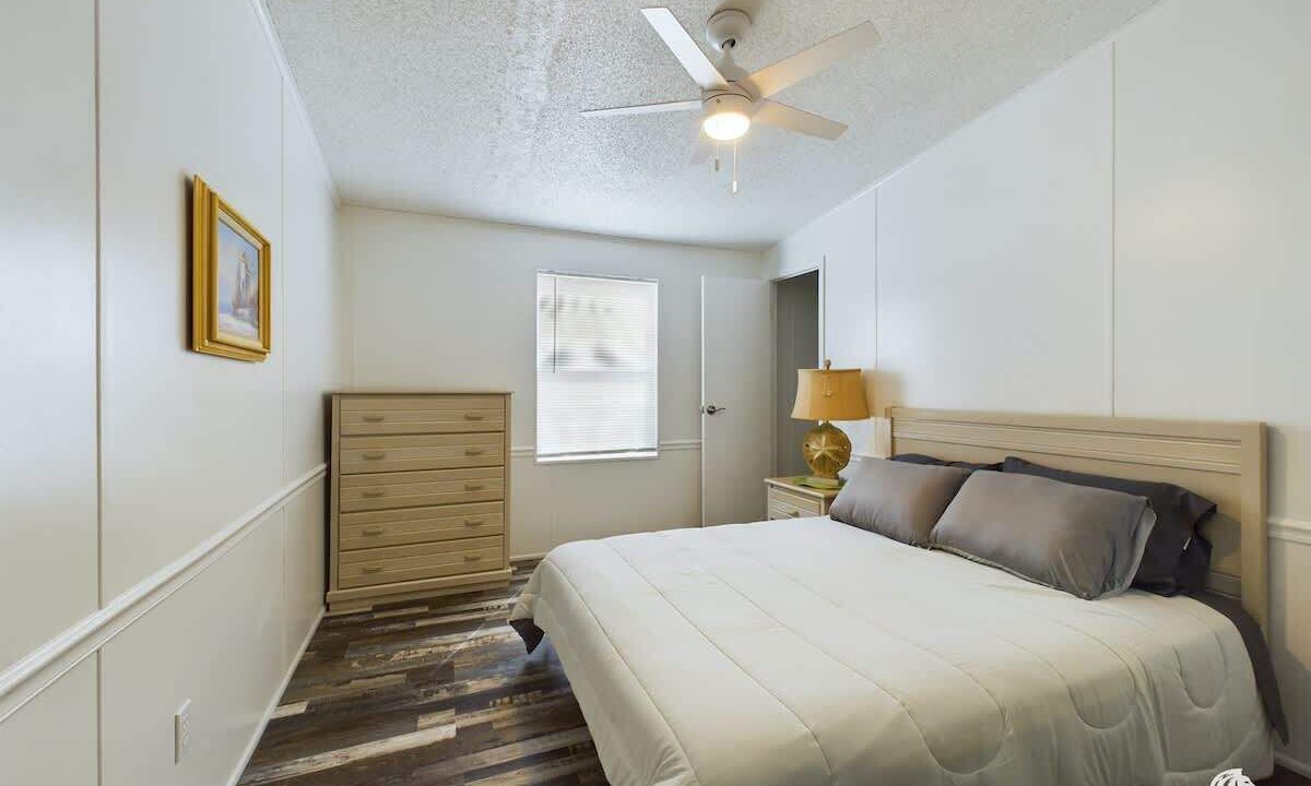 Photo of Bedroom in Silver Lake