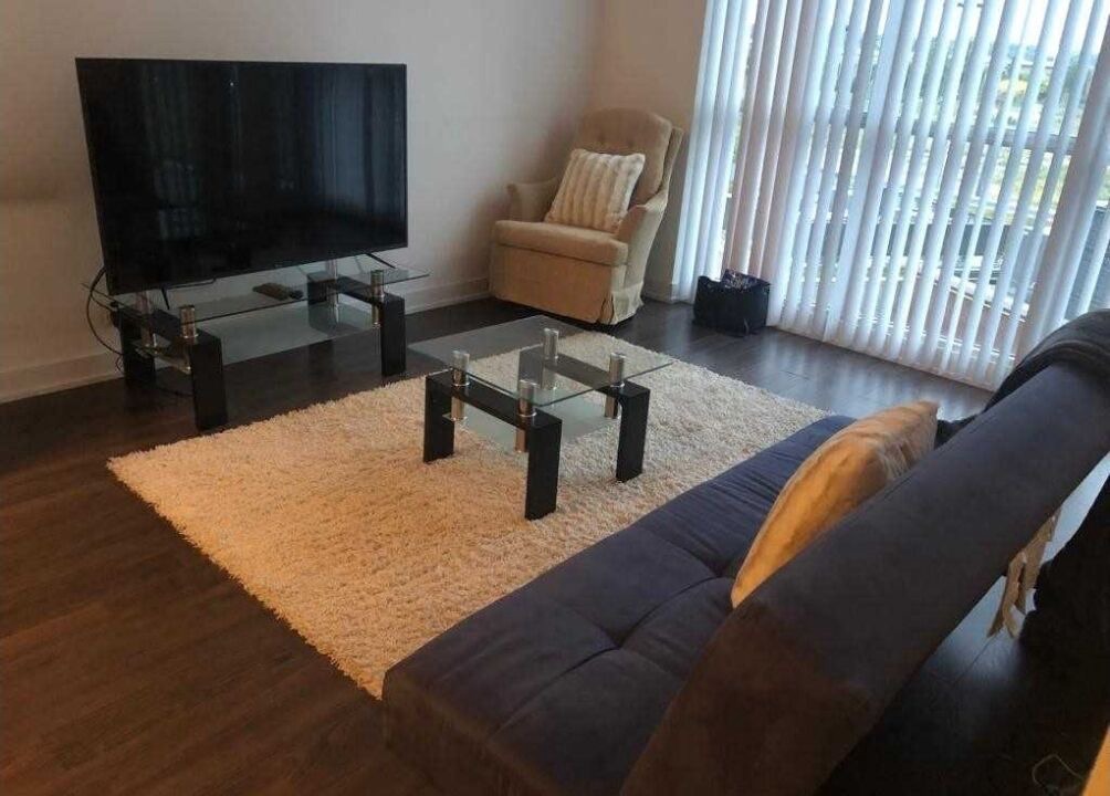Photo of Livingroom in Humber Bay