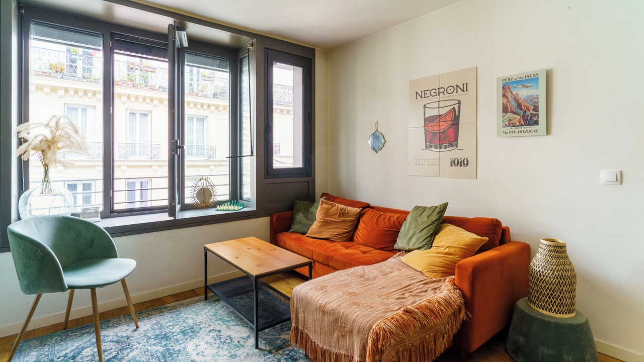 Photo of Livingroom in Quartier de la Chapelle