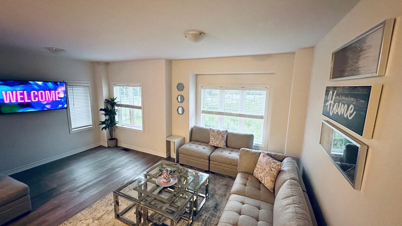 Photo of Livingroom in Guelph