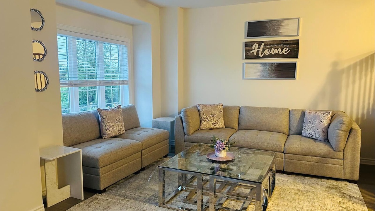 Photo of Livingroom in Guelph